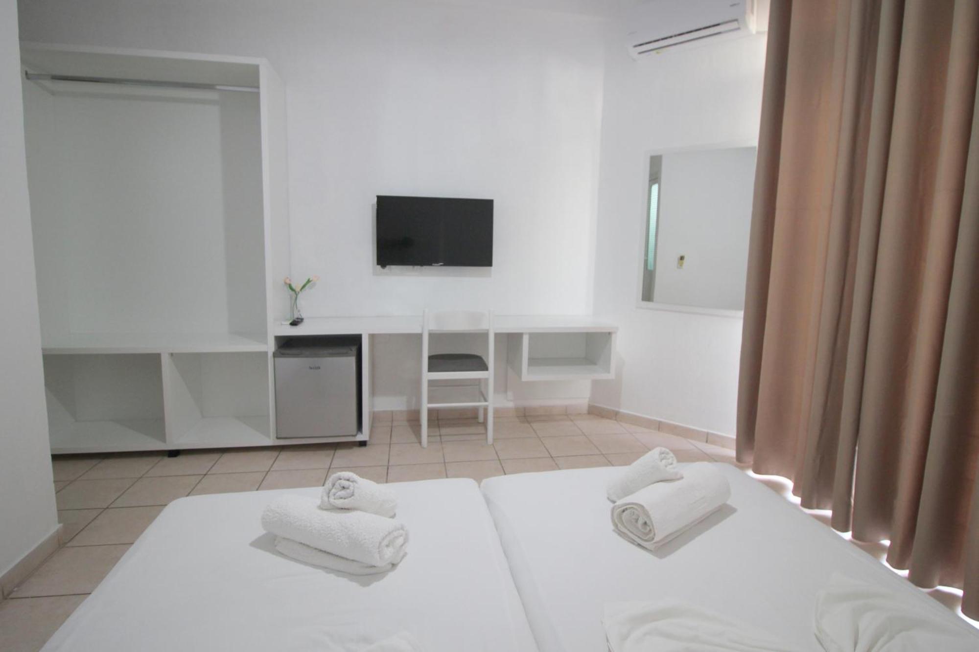 Hotel Ceka Σαράντα Εξωτερικό φωτογραφία