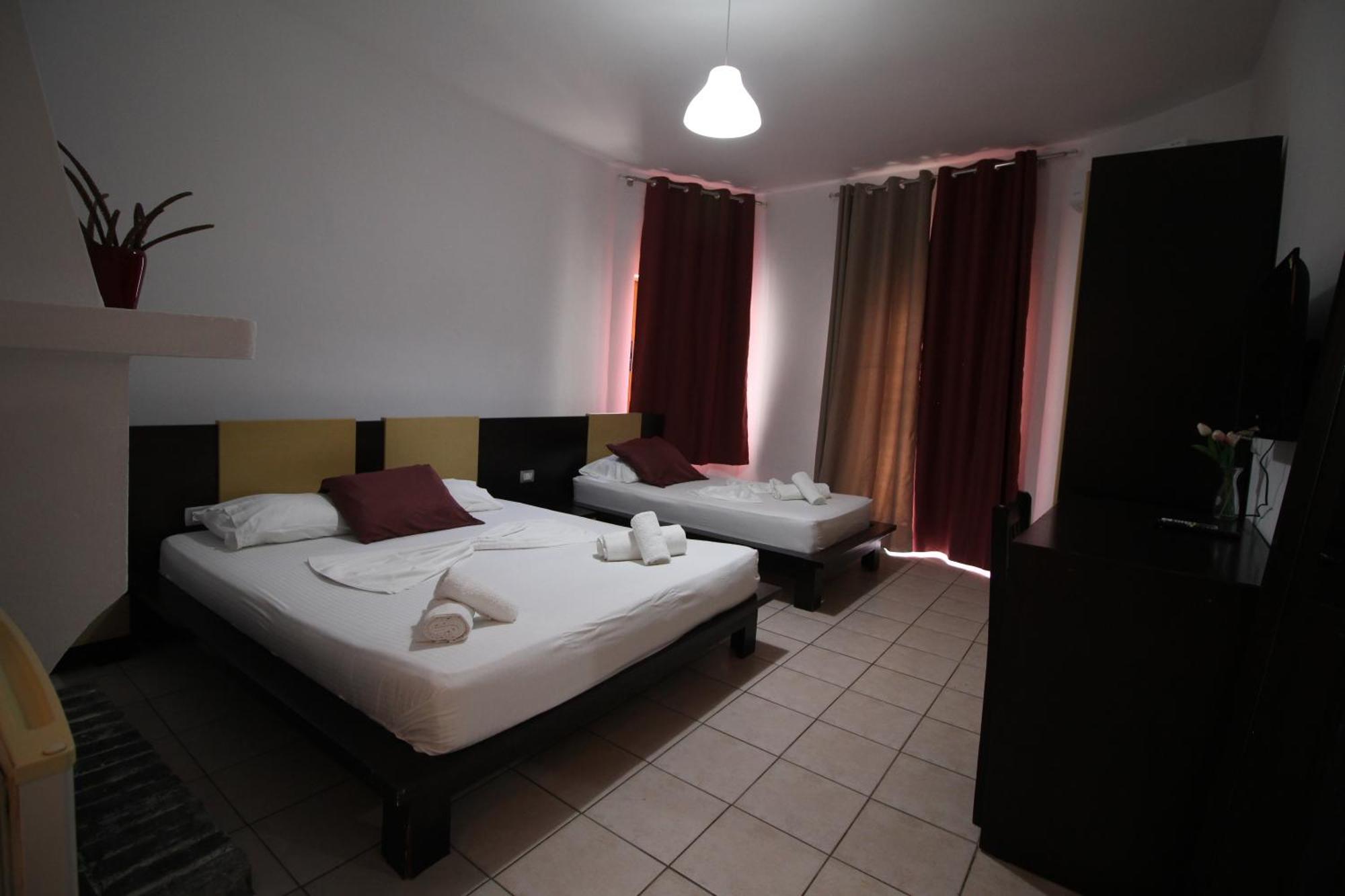 Hotel Ceka Σαράντα Εξωτερικό φωτογραφία