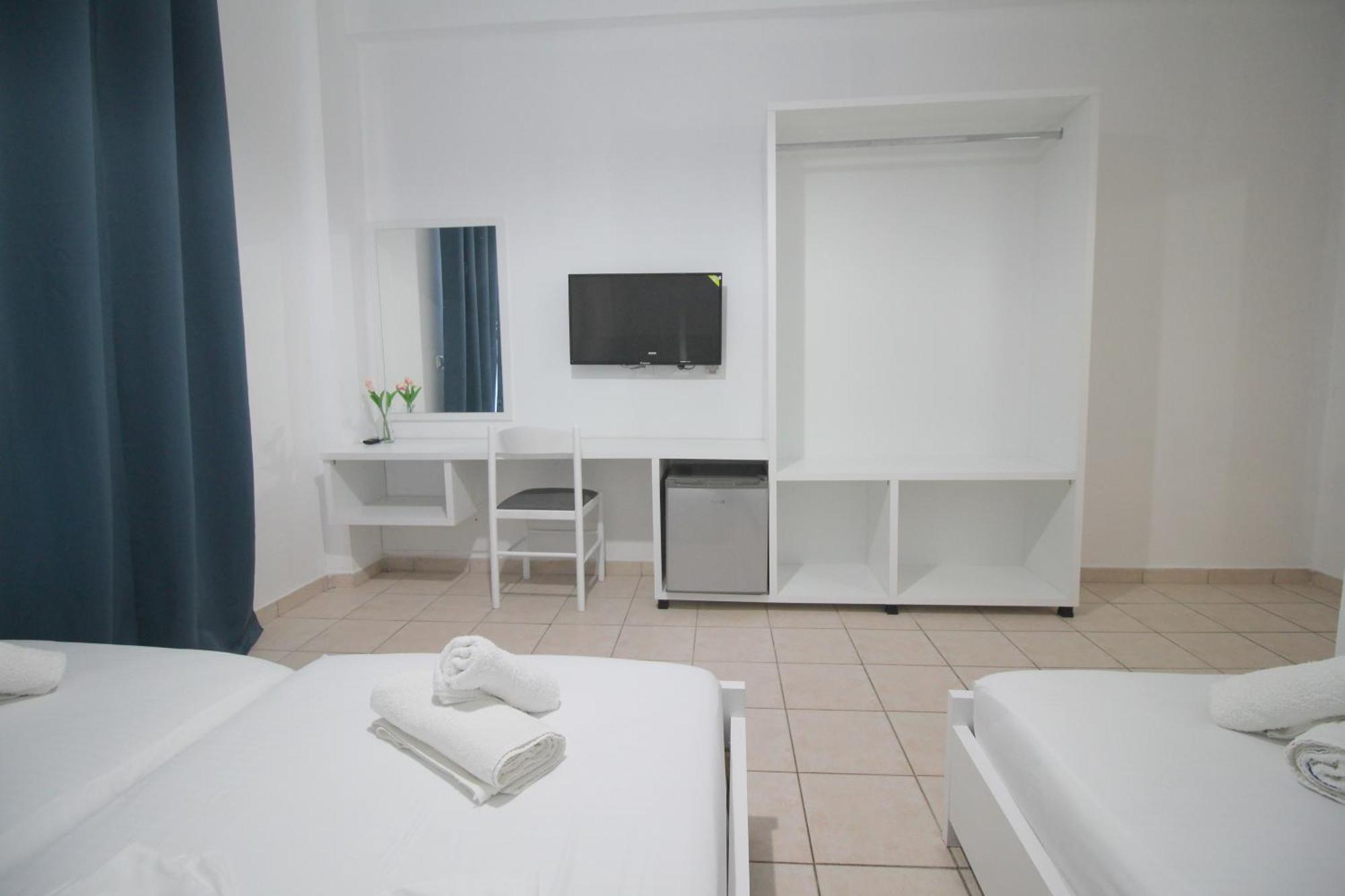 Hotel Ceka Σαράντα Εξωτερικό φωτογραφία