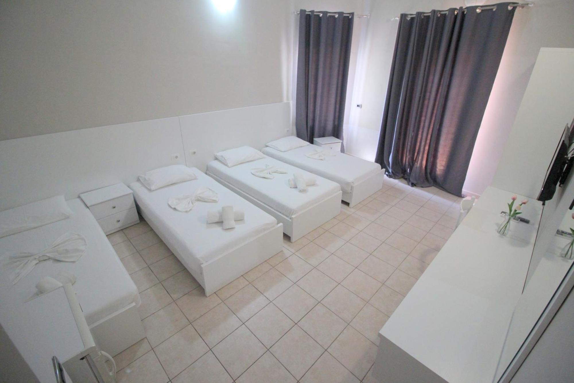 Hotel Ceka Σαράντα Εξωτερικό φωτογραφία