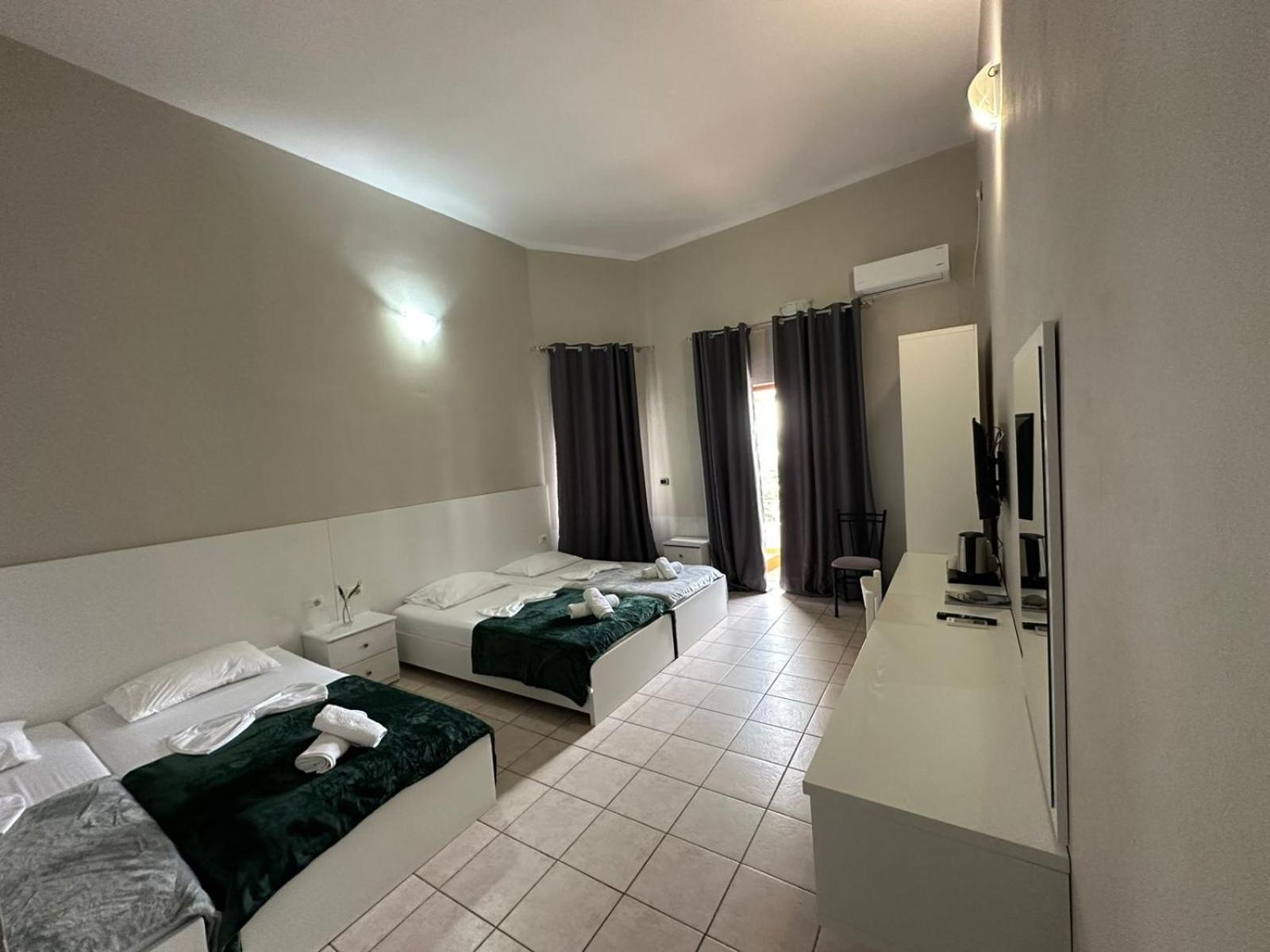 Hotel Ceka Σαράντα Εξωτερικό φωτογραφία